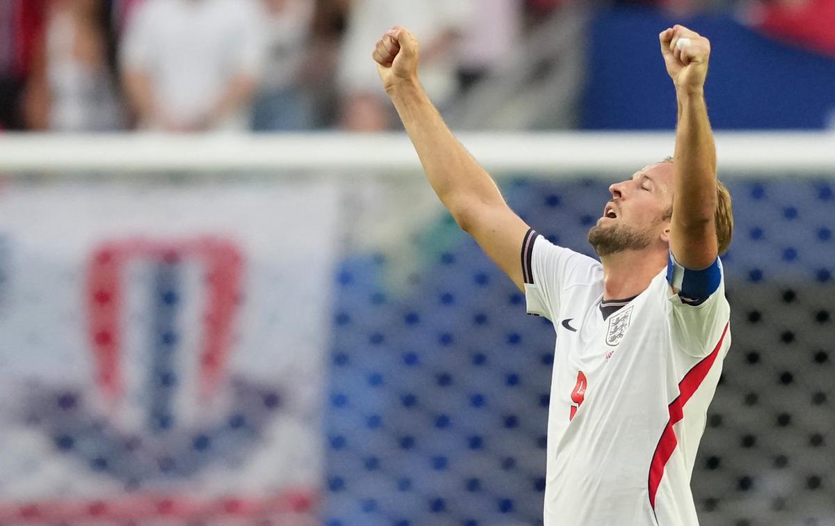 Harry Kane festeja el pase a la semifinal.