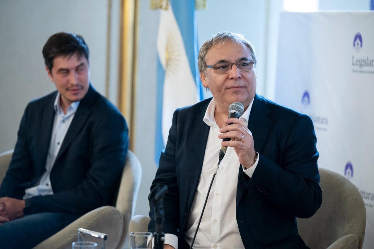 Gabriel Rolón en la Legislatura. Foto: Agencia NA (Gentileza Prensa Legislatura).
