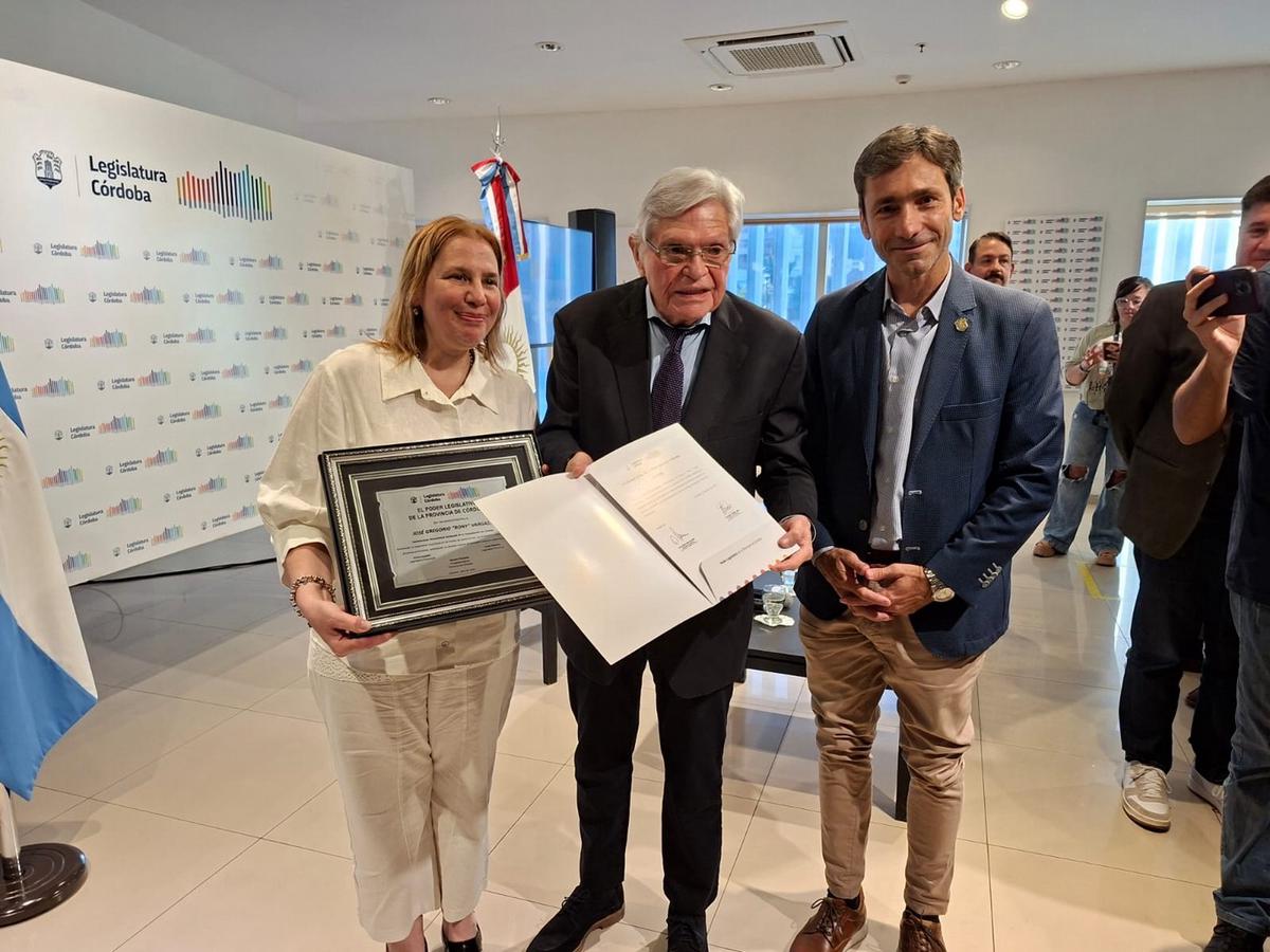 Rony Vargas fue reconocido en la Legislatura de Córdoba: