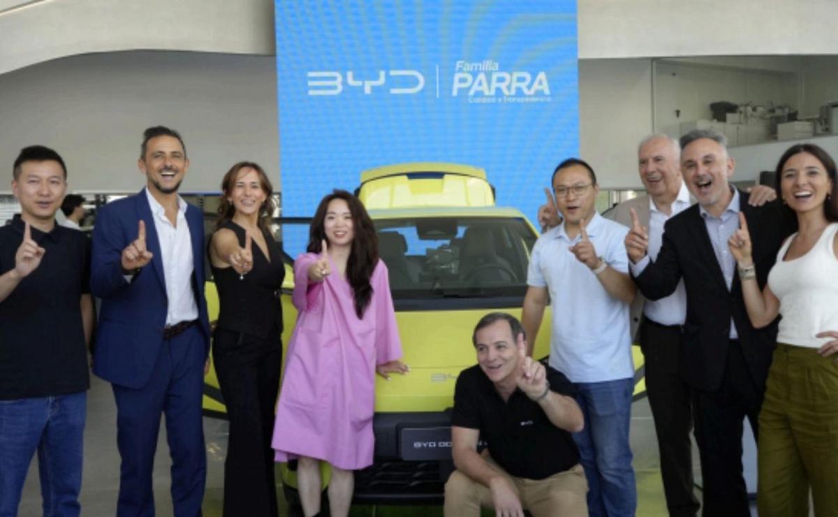 BYD inauguró un nuevo concesionario en Córdoba junto a Familia Parra