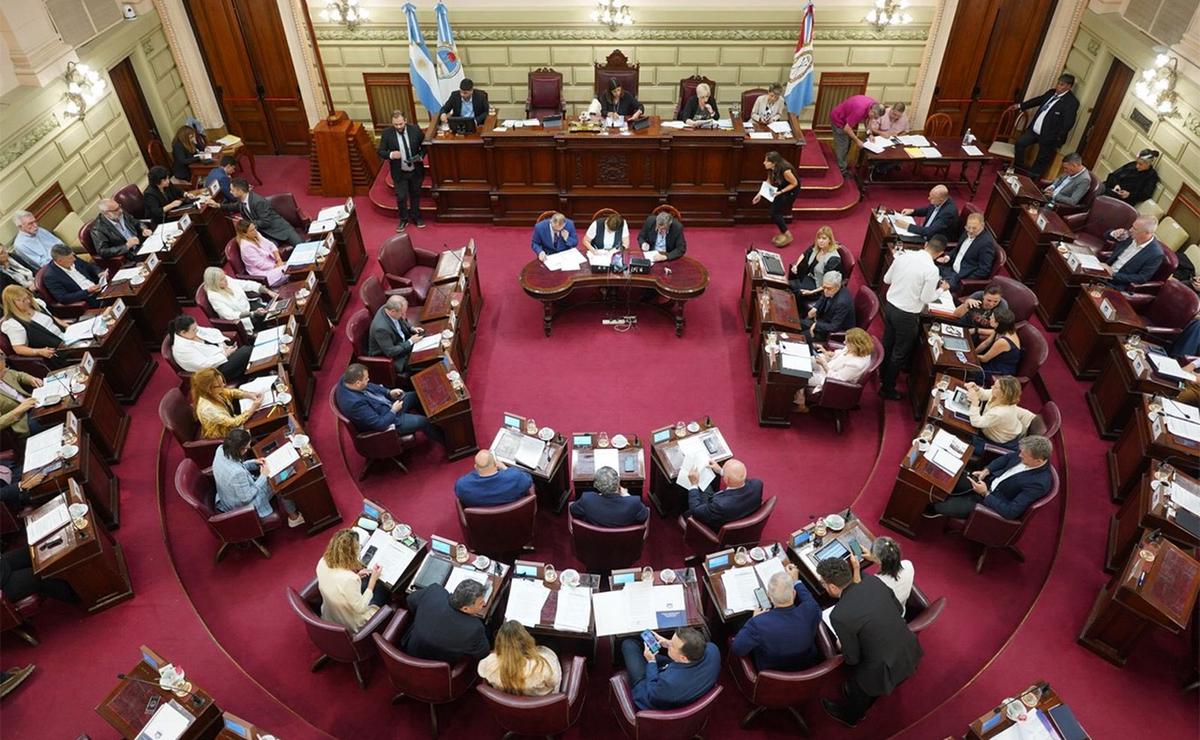 FOTO: Santa Fe: diputados acordaron tratar la reforma constitucional en diciembre.