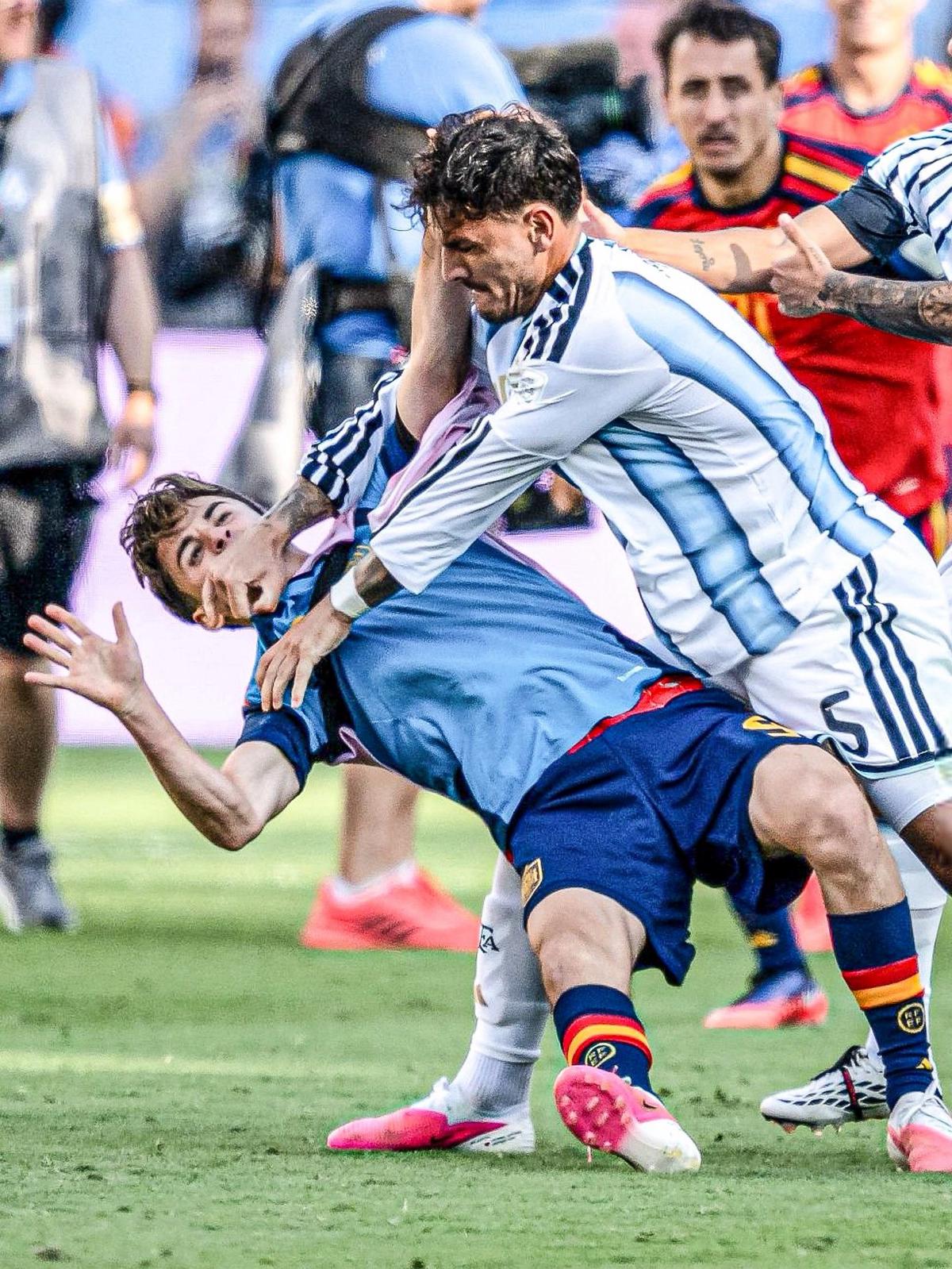 Gavi habló sobre su pelea con Paredes y pidió que no haya sanciones tras el Mundial