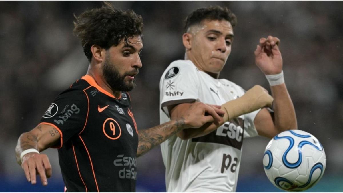 En Vicente López, Corinthians venció a Platense por 2-0. Foto: Agencia NA