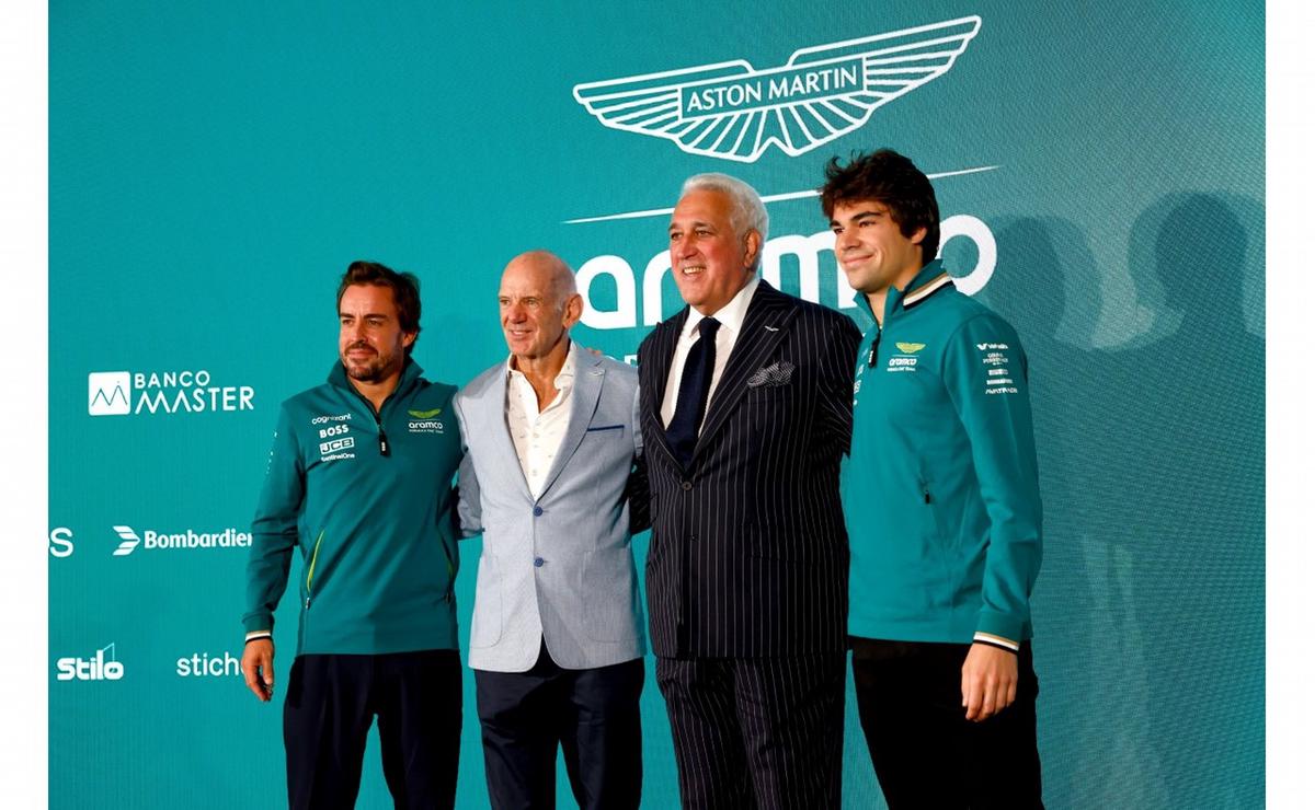 FOTO: Alonso, Newey y los Stroll -padre e hijo- en la presentación del acuerdo