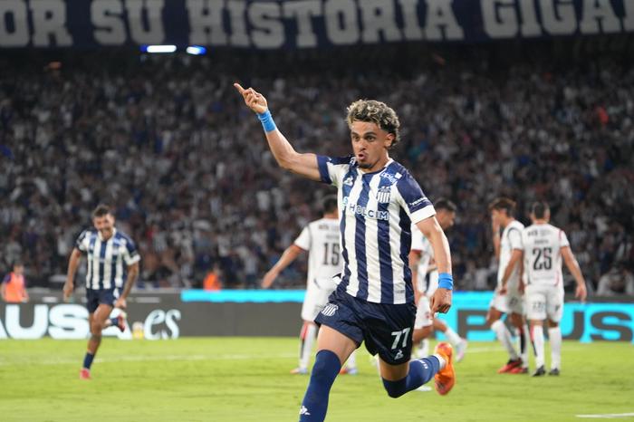 Talleres va por su primera victoria: recibe a Vélez en el reencuentro con su gente
