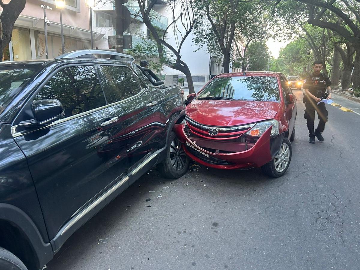 Así quedaron los autos tras el choque. (Foto: Lucía González/Cadena 3)