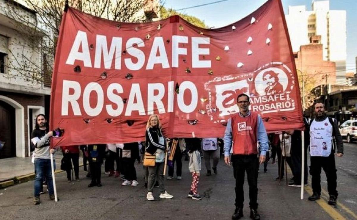 FOTO: Amsafe Rosario en postura combativa.