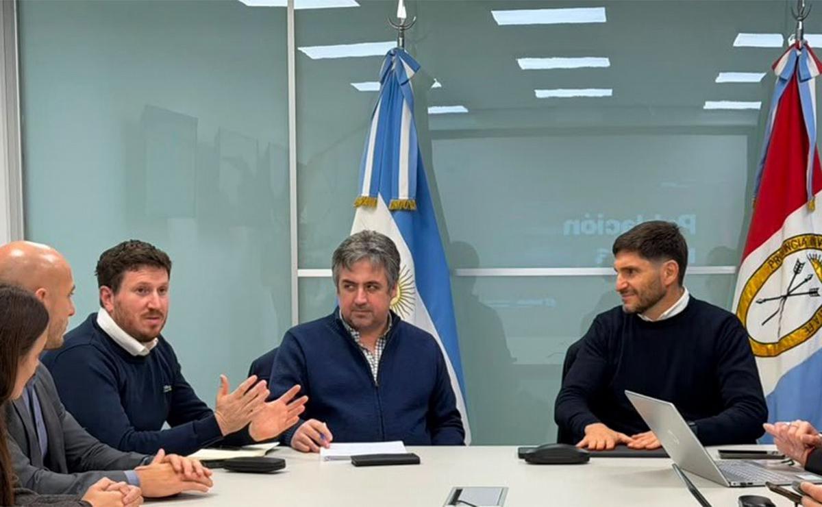 Pullaro le dio la bienvenida a Angelini a su gabinete en Santa Fe.