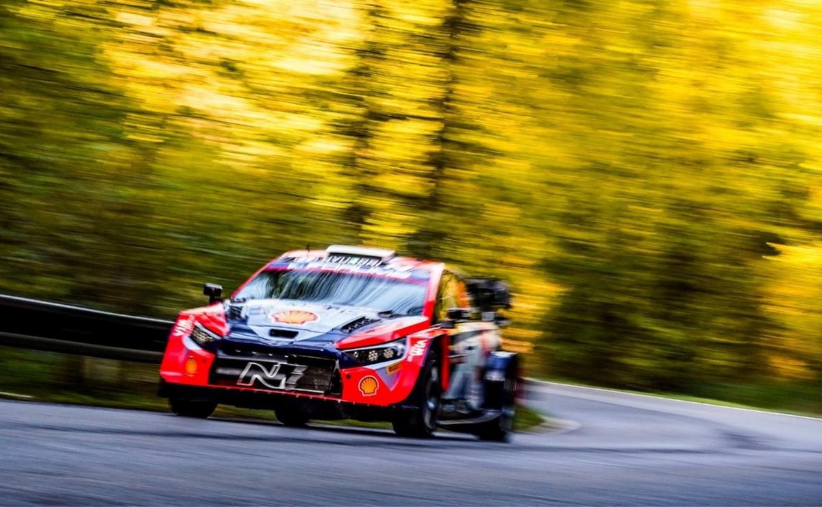 FOTO: Neuville tiene la punta y, con ella, se asegura el título, por ahora