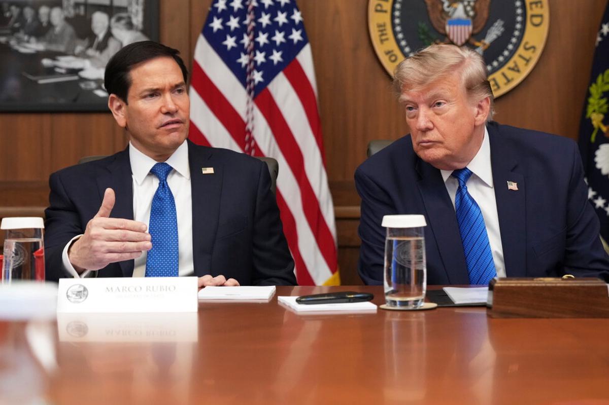 Cómo el gobierno de Trump está ampliando su ofensiva migratoria hacia quienes ingresan legalmente