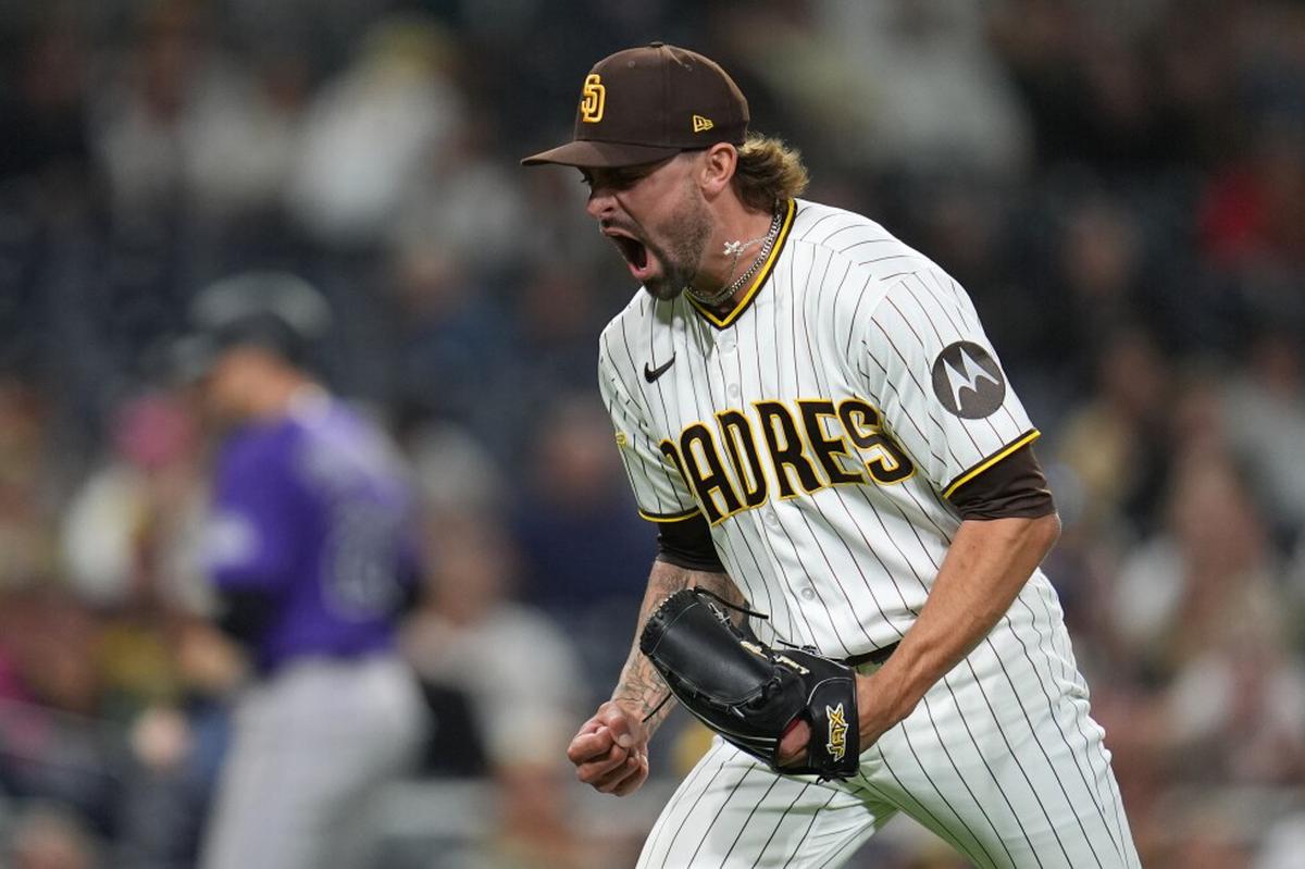 Bogaerts pega grand slam en la 12ª Padres dejan en el terreno a Rockies