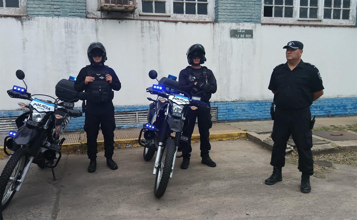 Hallan un arsenal con granada de mano en un departamento del centro rosarino.