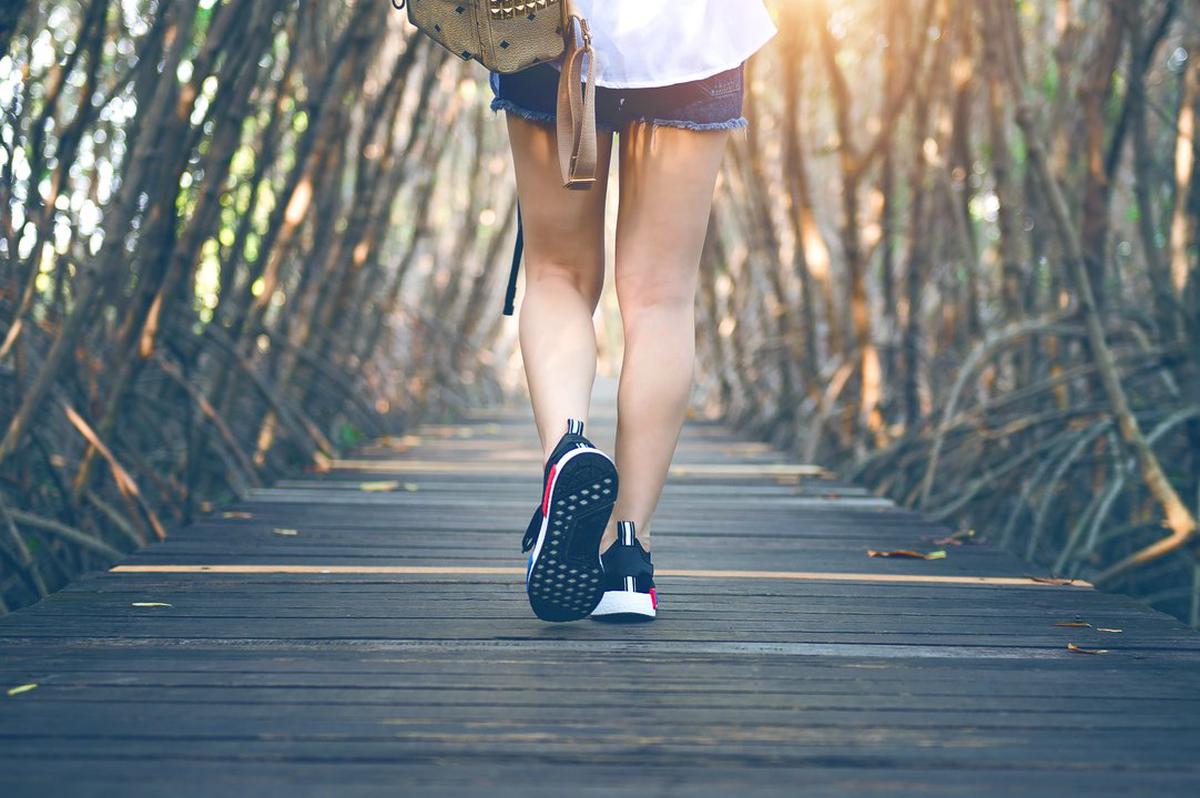 Caminar todos los días: claves para mejorar tu salud y bienestar