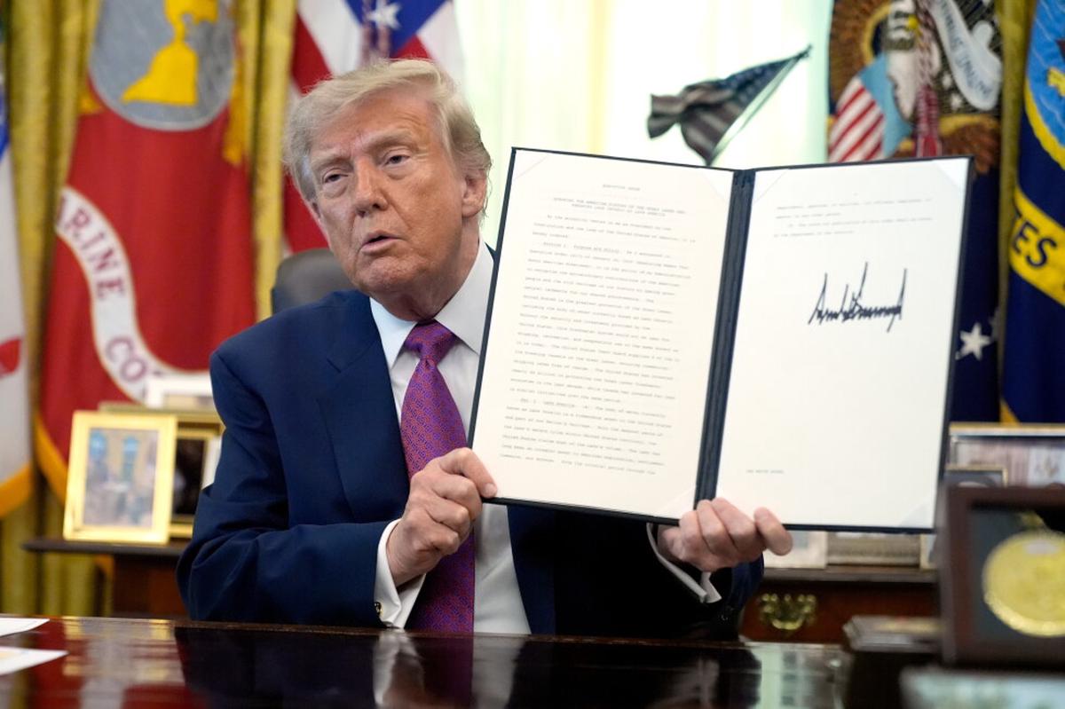 Trump firma orden para renombrar el lago Ontario como 'lago Estados Unidos'