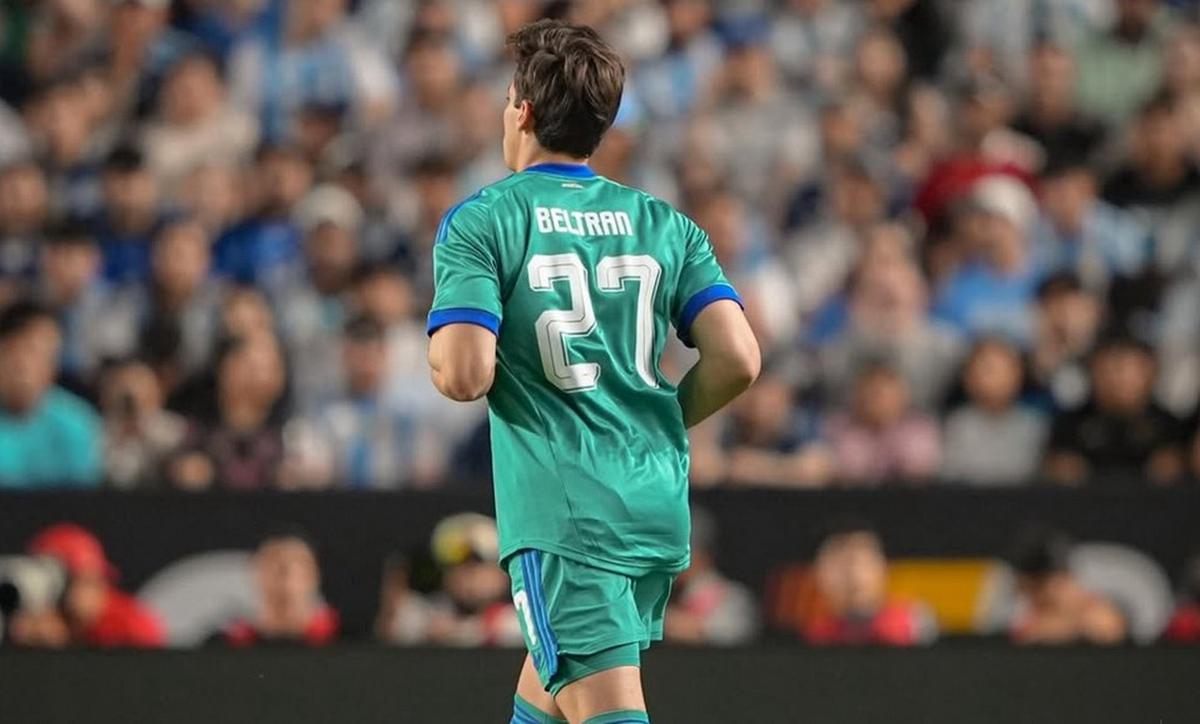 Beltrán tuvo su estreno con la camiseta de Argentina (Foto: @santiagobeltran._)