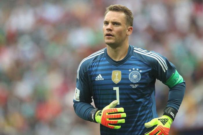 Manuel Neuer se retiró de la selección alemana tras la eliminación del Mundial