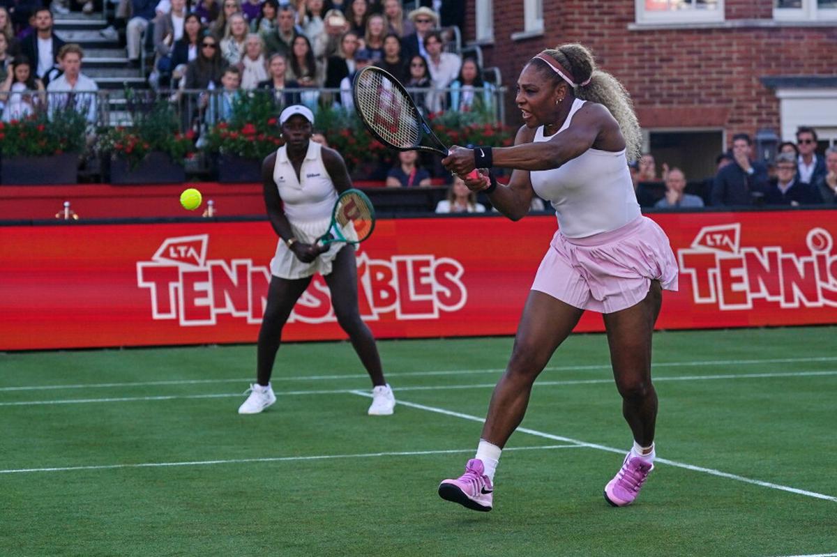 El regreso de Serena Williams en el Queen’s Club termina tras lesión de su pareja de dobles