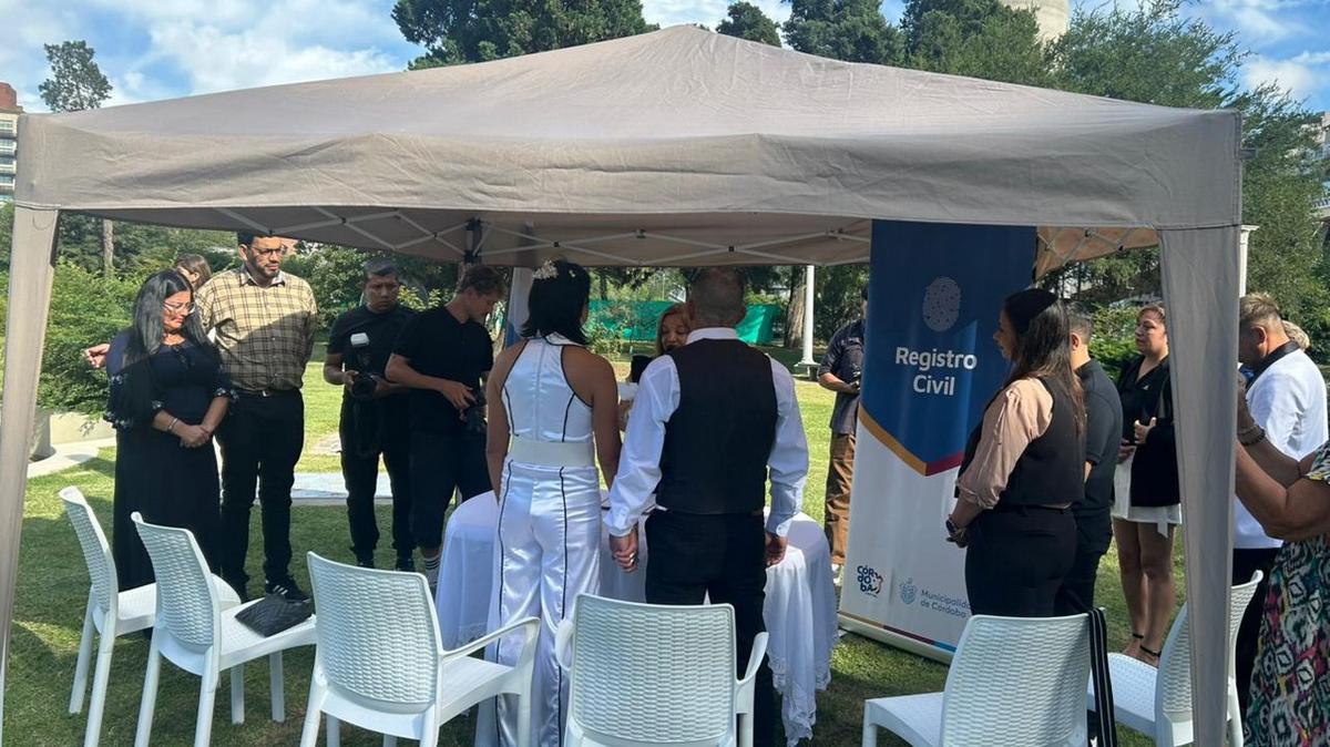 El 14 de febrero, el Rosedal se convierte en un escenario único para celebrar 