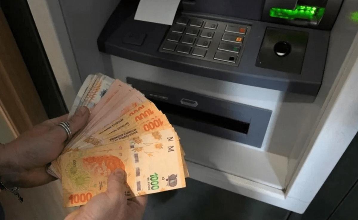 Bancos ofrecen préstamos personales de hasta $10 millones en diciembre.