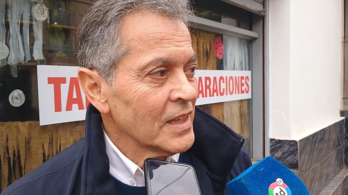 El fiscal Raúl Garzón en el domicilio de Barrelier.