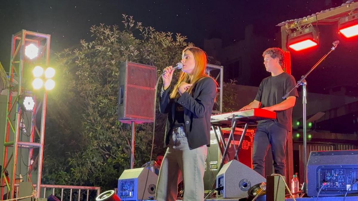 Manu Martínez, hija de Ciro, en La Casita del Blues.