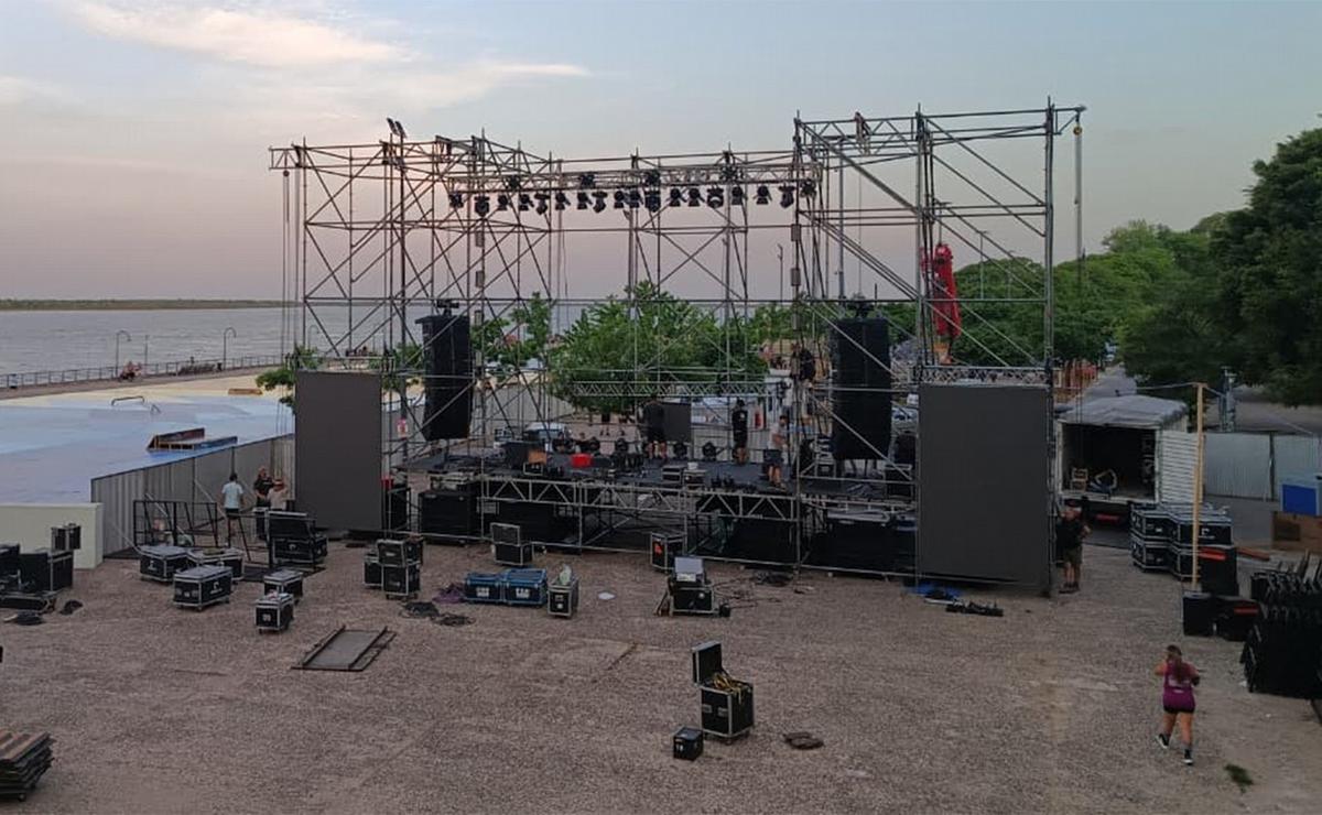 El escenario de Milei: alistan detalles para el cierre de campaña en Rosario.