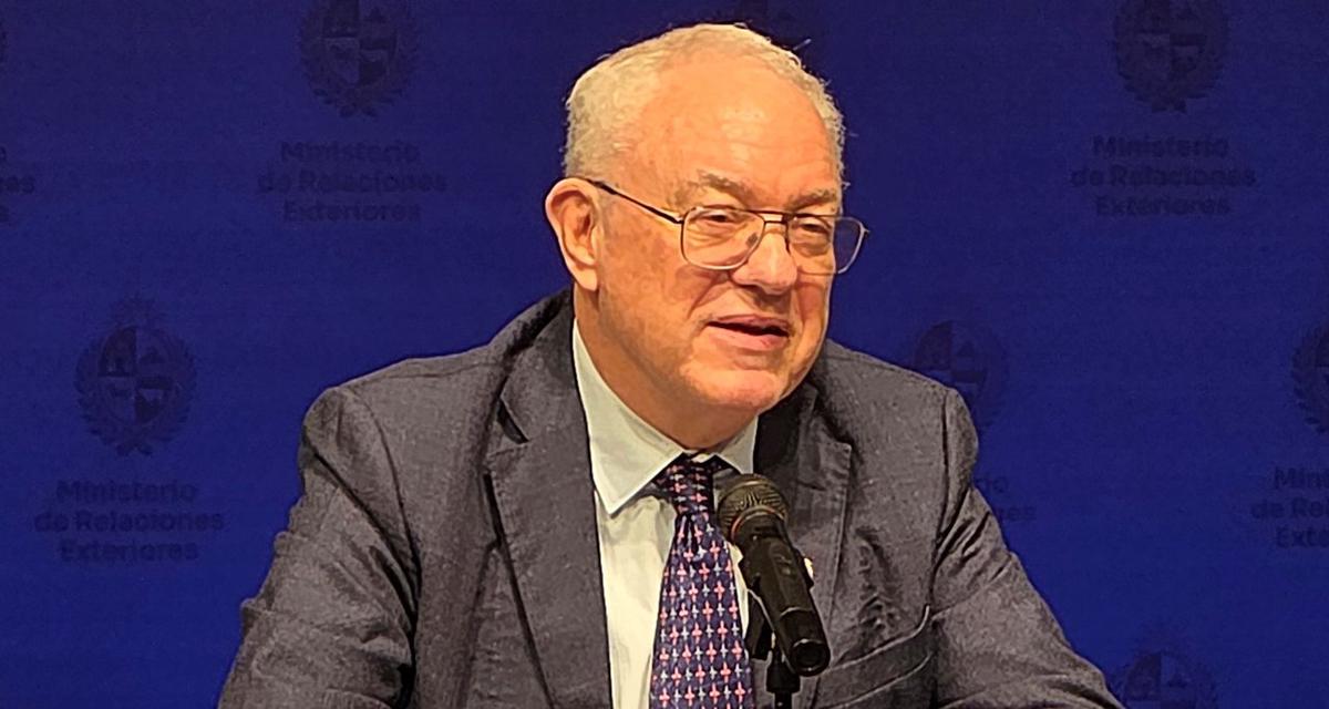 Mario Lubetkin, canciller uruguayo.