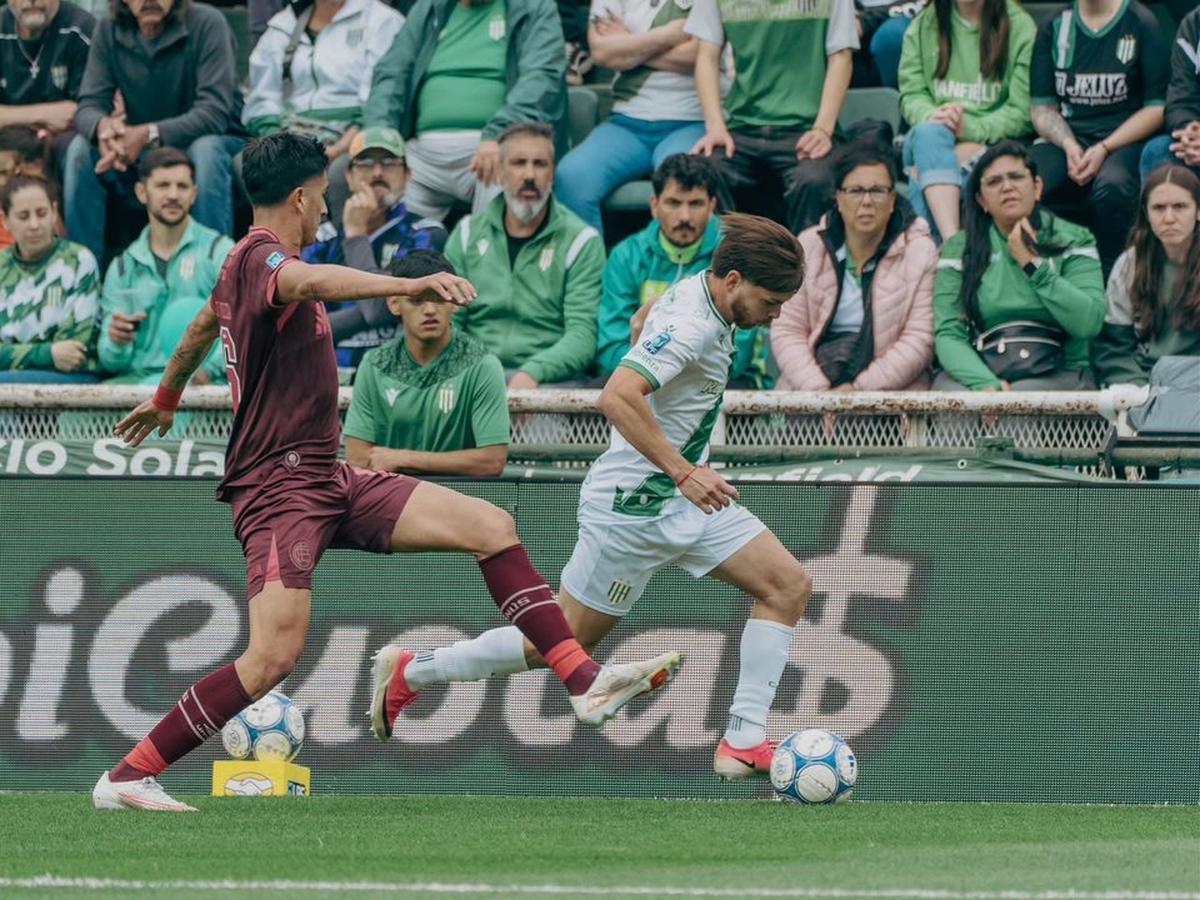 Banfield empató ante Lanús en el Florencio Sola.