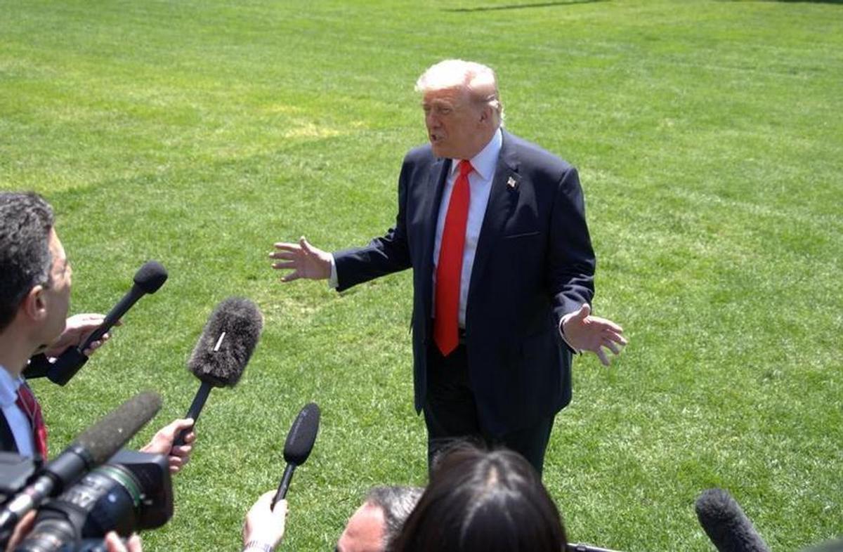 Trump amenazó a Gran Bretaña con revisar su postura sobre las Malvinas.
