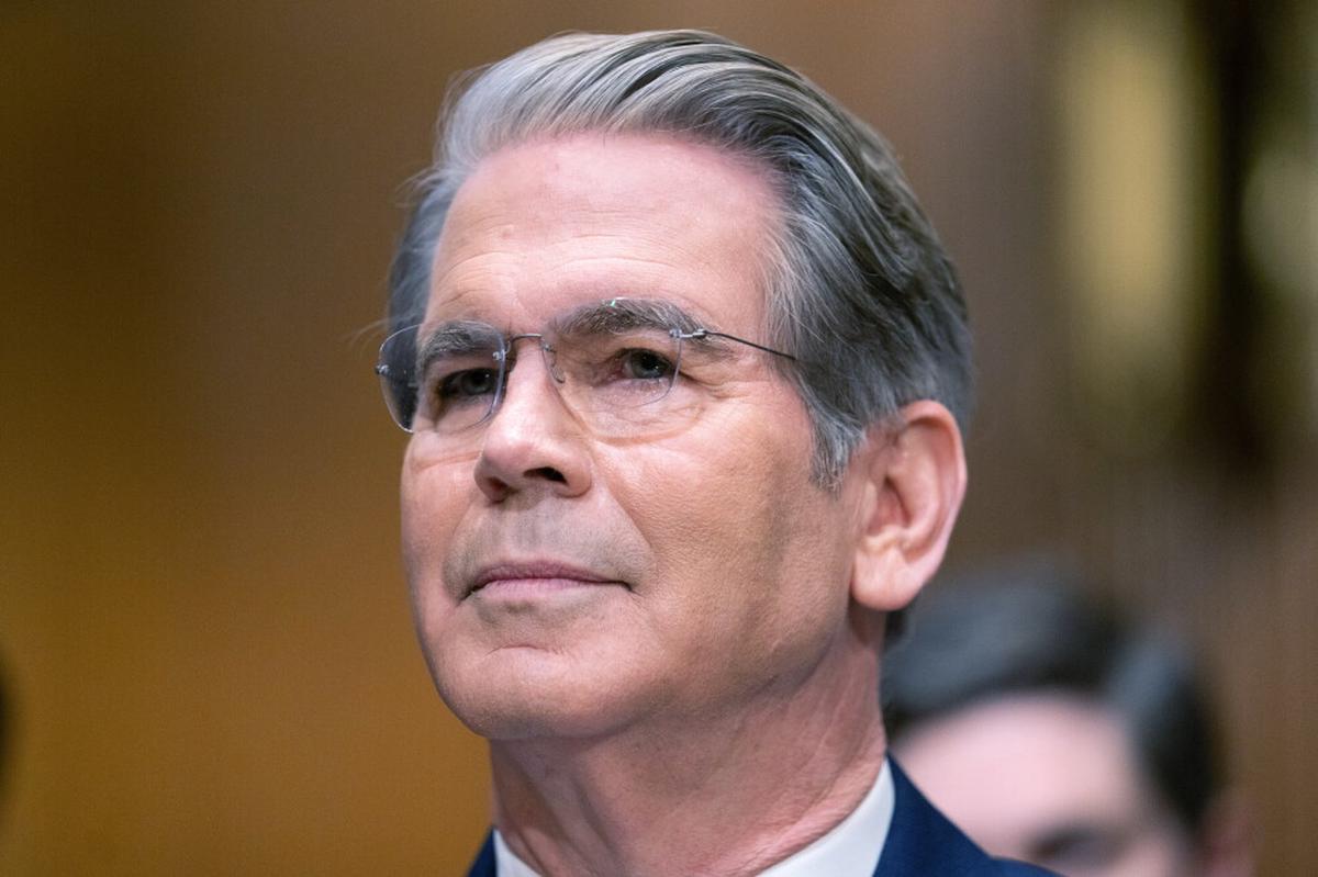 Secretario del Tesoro de EEUU se niega a decir si Trump sigue exento de auditorías fiscales