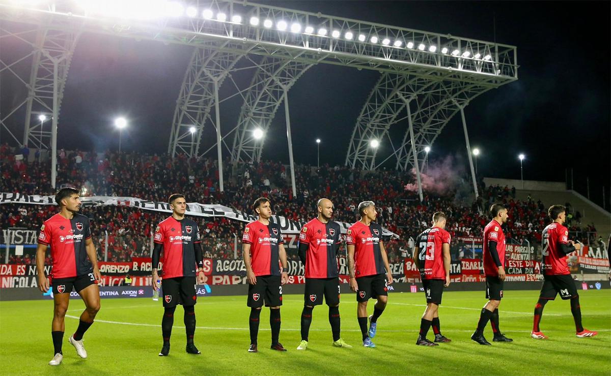 FOTO: Newell's vs. Defensa y Justicia. Copa Argentina 2025. 