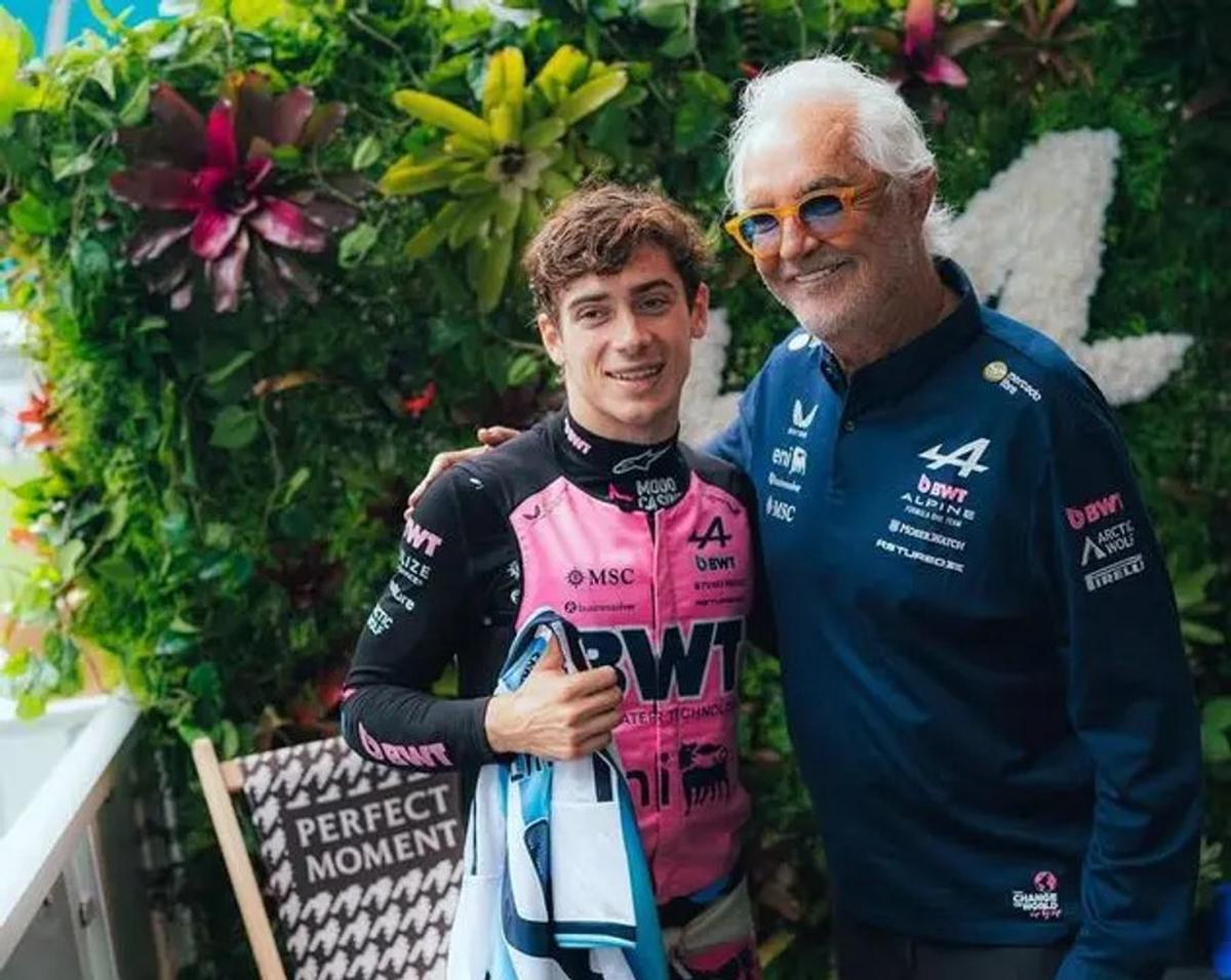 Franco Colapinto y Flavio Briatore.