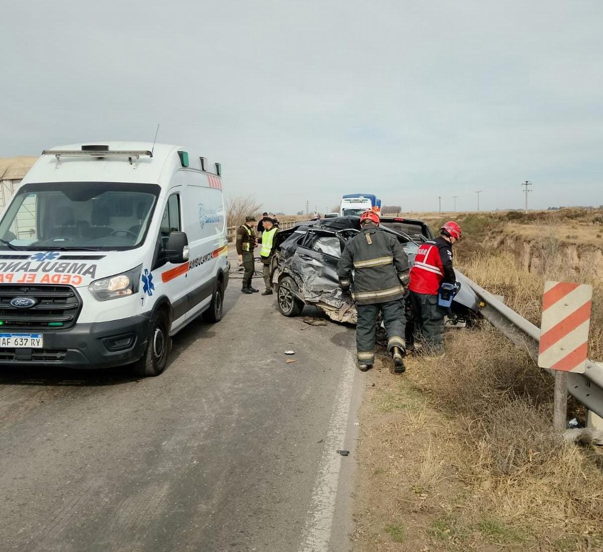 Trágico choque múltiple en la Ruta 35: hay dos muertos y dos heridos.