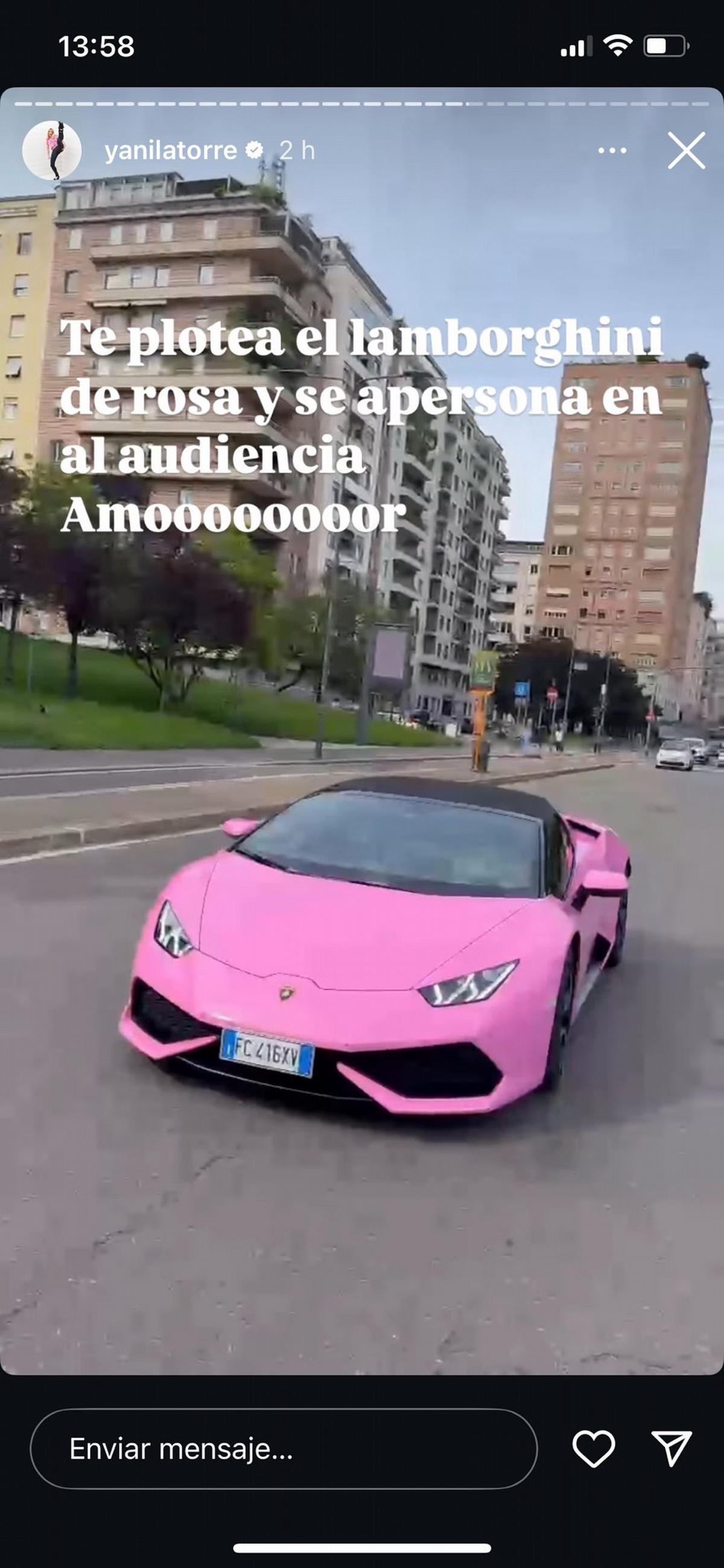 FOTO: Wanda Nara llega a audiencia de divorcio en Milán con estilo y Lamborghini rosa