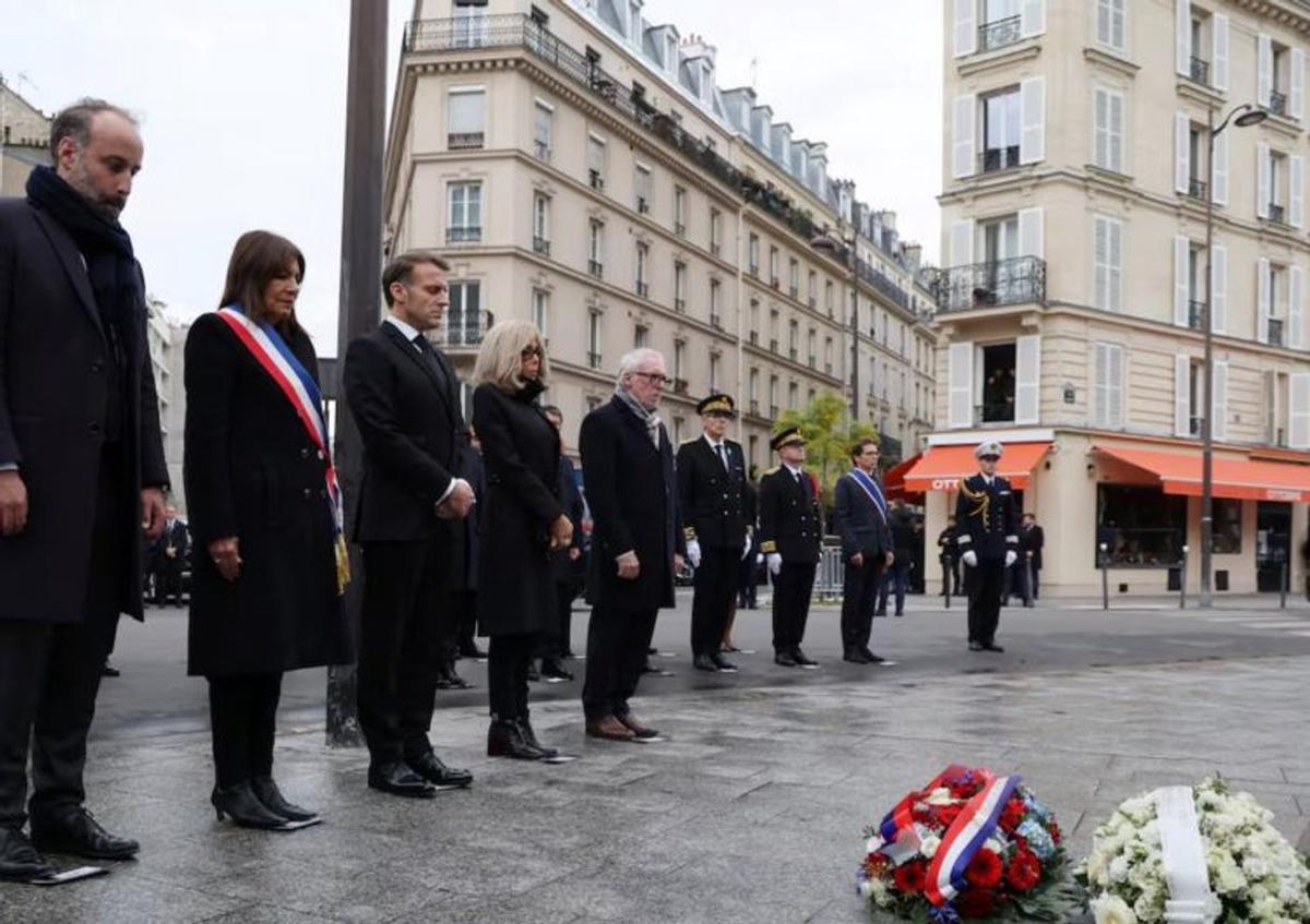 El presidente Emmanuel Macron protagonizó los actos en recuerdo del primer atentado suicida en suelo francés.