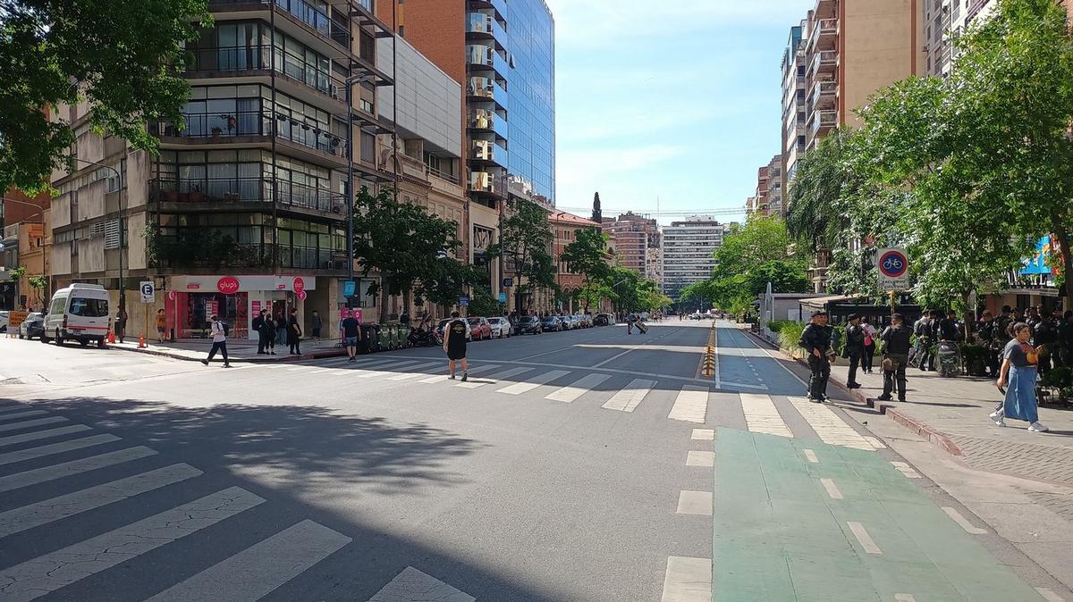 Cortes en Córdoba por la visita del presidente.