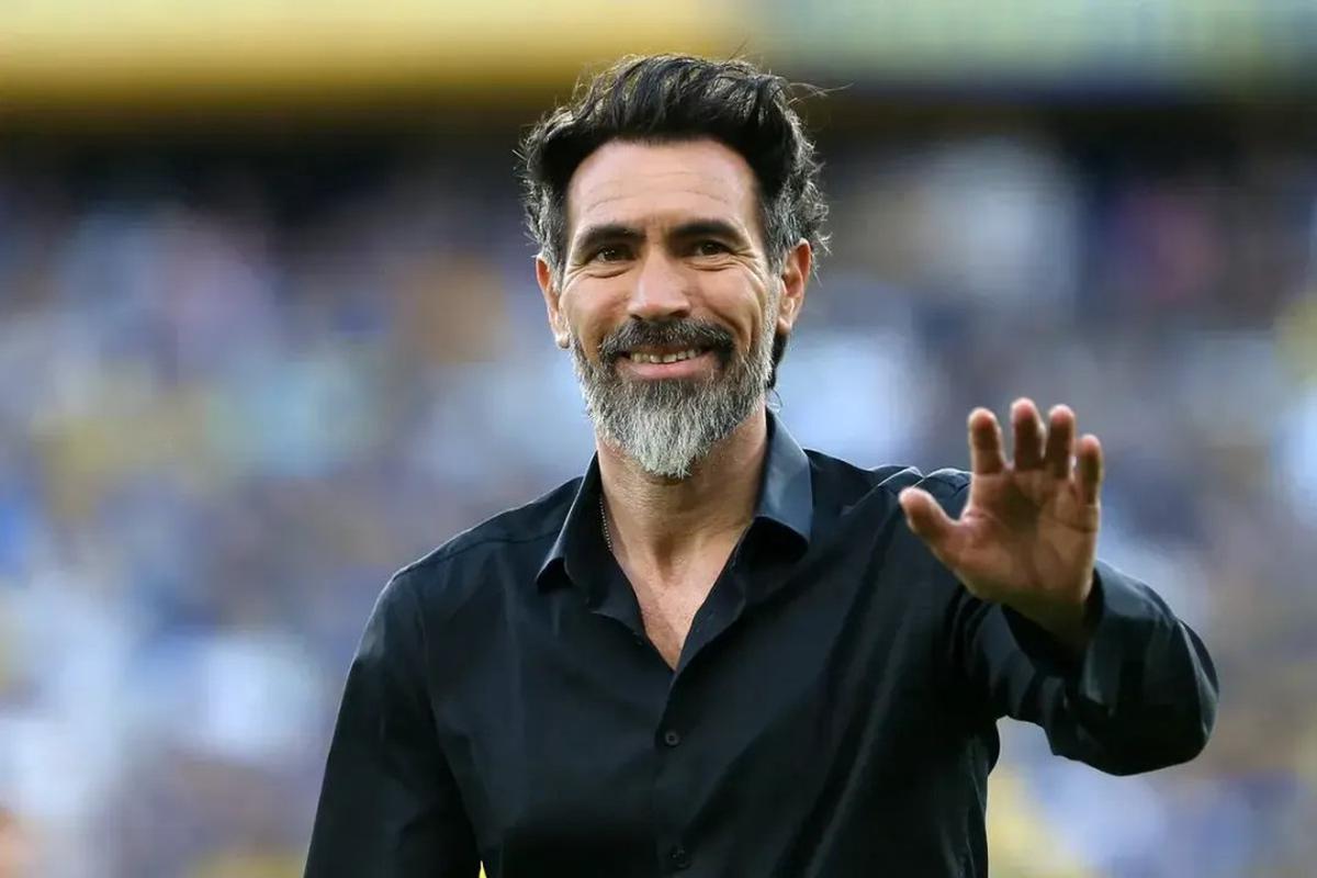 Eduardo Domínguez define el equipo para la final. Foto: Agencia NA.