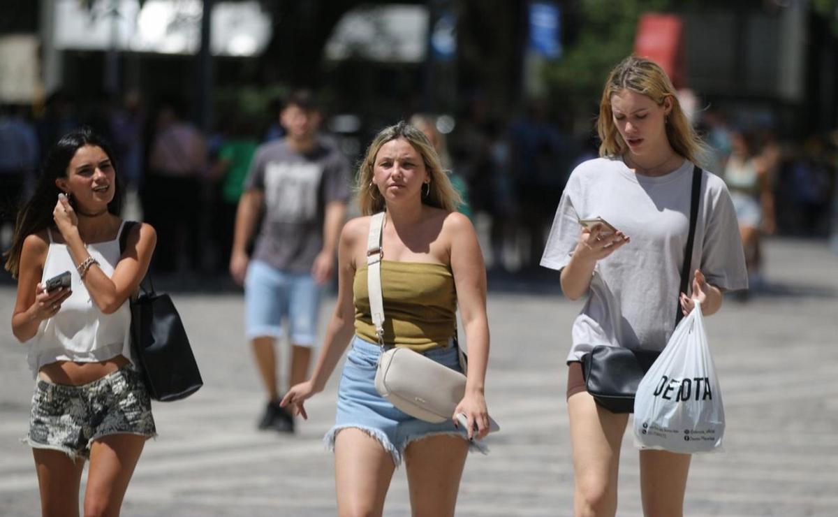 FOTO: Ola de calor en Córdoba (Foto: Daniel Cáceres/Cadena 3).