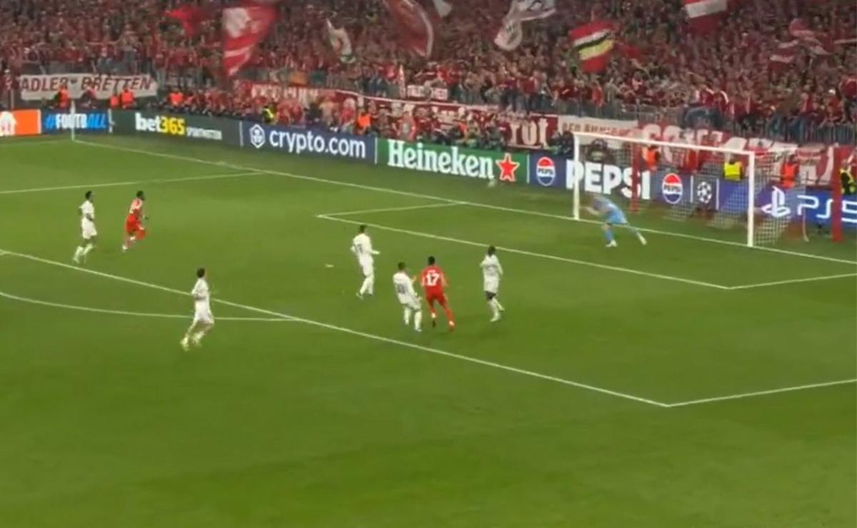 Olise selló la clasificación con un golazo. (Foto:Captura)