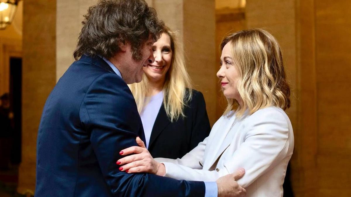 FOTO: Javier Milei y Georgina Meloni en Italia 