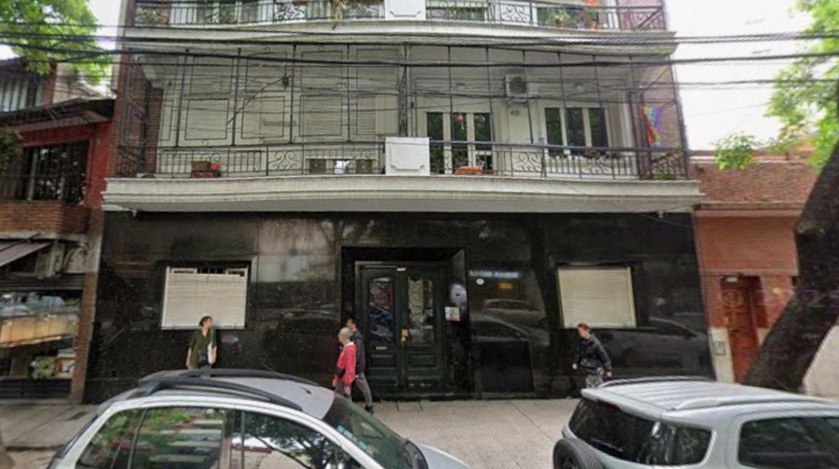 Conmoción en Caballito: hallan a un hombre maniatado y muerto