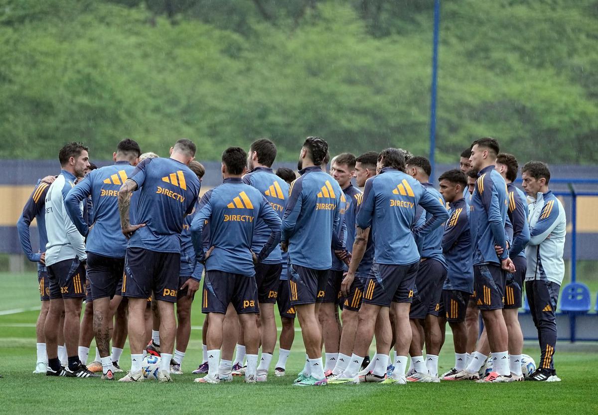 FOTO: Video: así fue el primer entrenamiento de Fernando Gago como DT de Boca