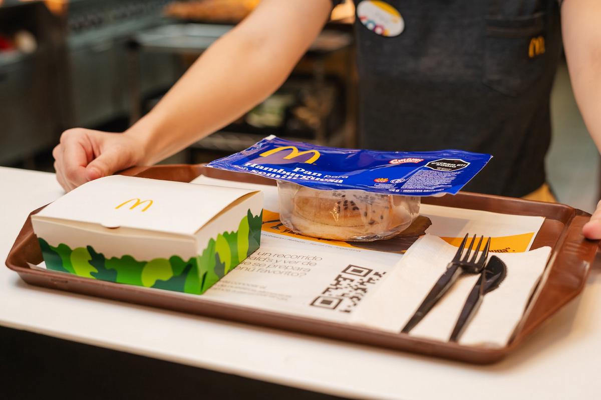 McDonald`s amplia su menú con una nueva opción de pan sin gluten
