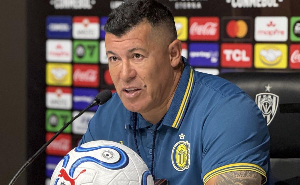 Jorge Almirón, DT de Rosario Central.