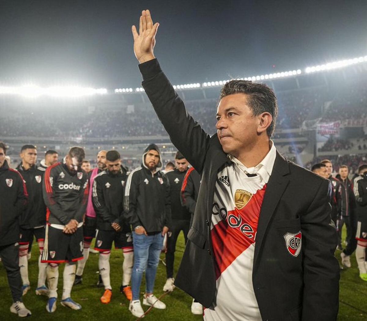 Gallardo pretende a Barovero.