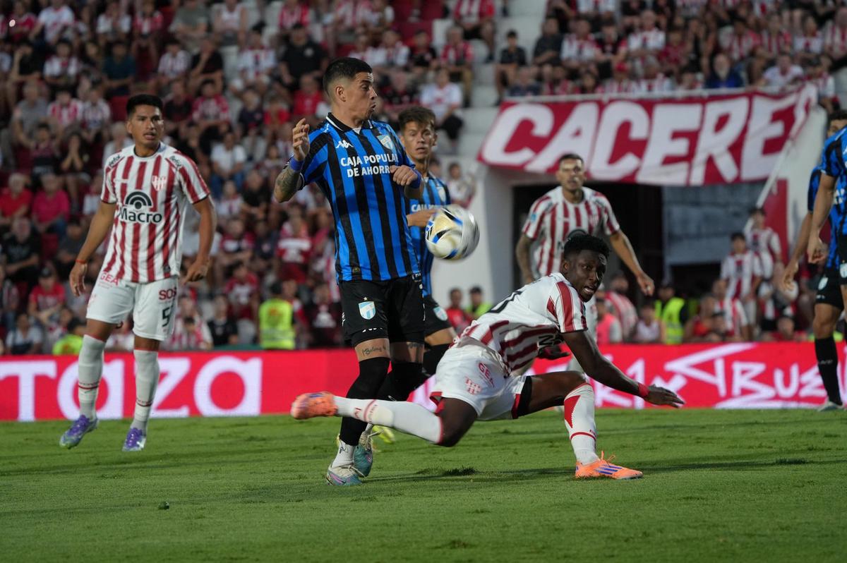 Instituto recibe a Atlético Tucumán en Alta Córdoba. (Foto: Daniel Cáceres/C3)