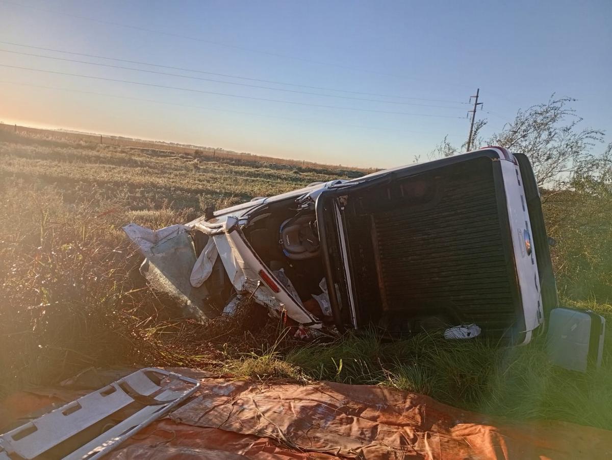 El accidente ocurrió en la Ruta 35 (Foto: Bomberos Voluntarios de Vicuña Mackenna).