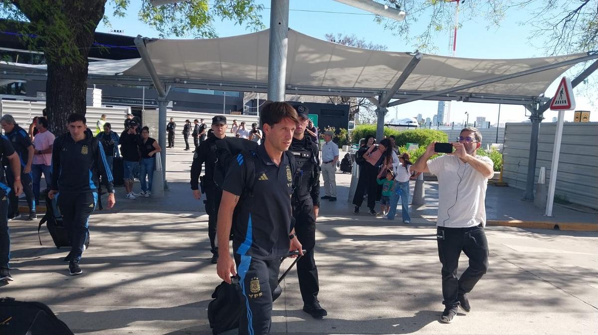 La Sub 20 llegó al país tras el subcampeonato en Chile. 