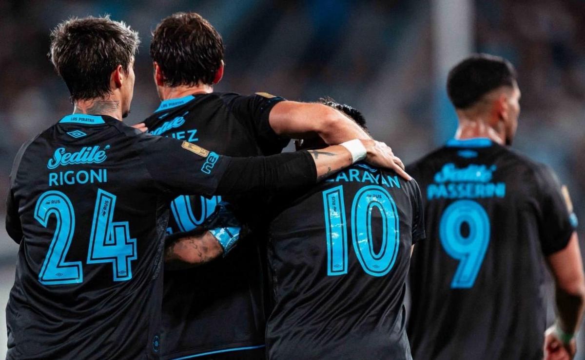Belgrano venció a Racing en Avellaneda. (Foto: Prensa CAB)