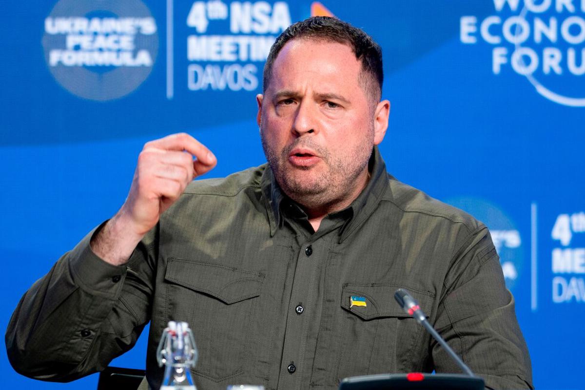 Autoridades de Ucrania señalan al exjefe de gabinete de Zelenskyy como acusado de lavado de dinero